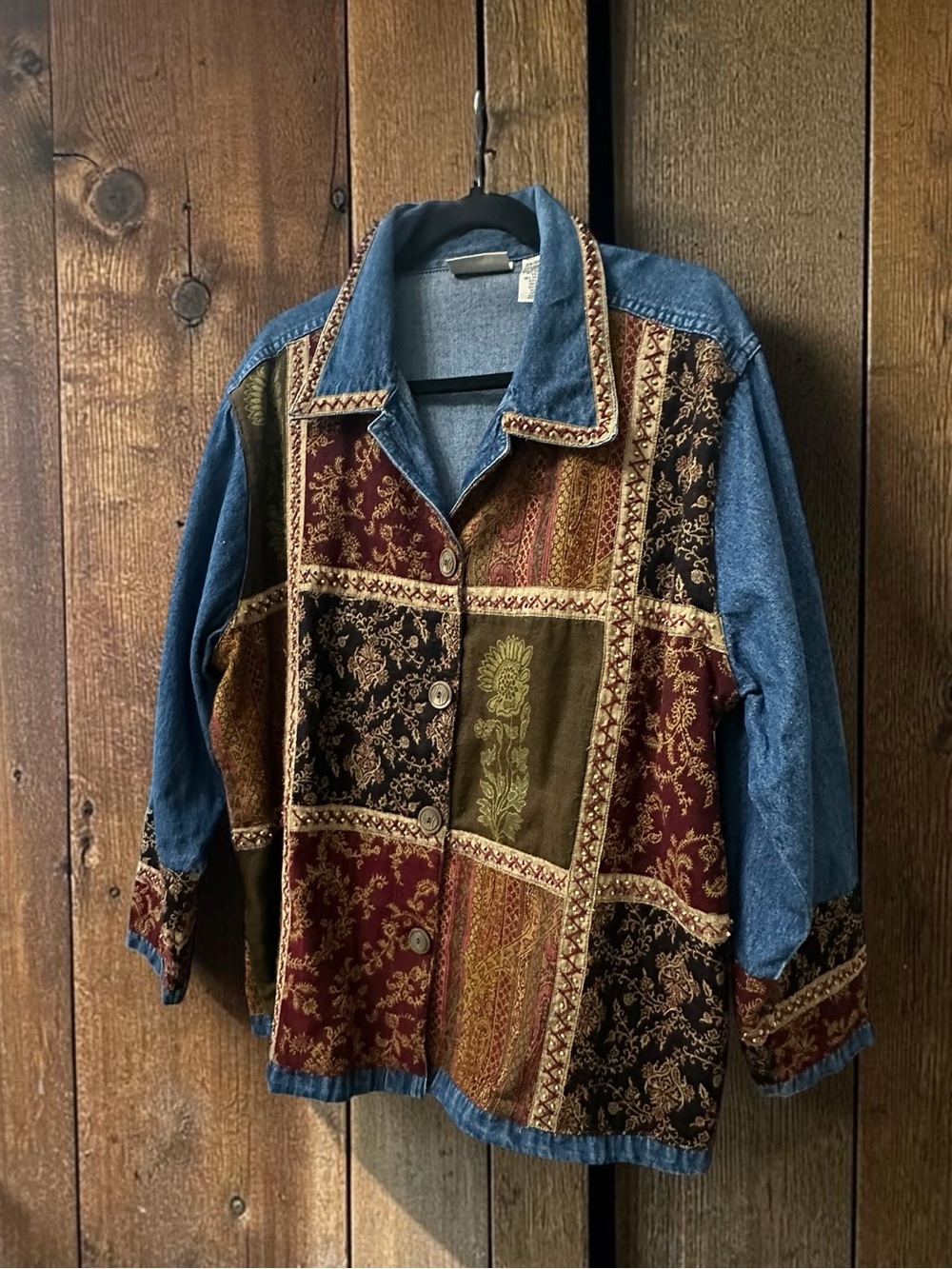 Units Woman Vintage Denim Patchwork With Beading Jacket. Size: 2X